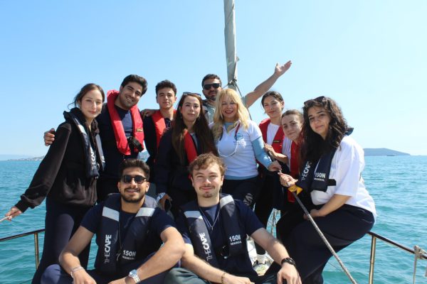 Okyanus Liderliği Programında Denizde Uygulamalı Eğitim (1)